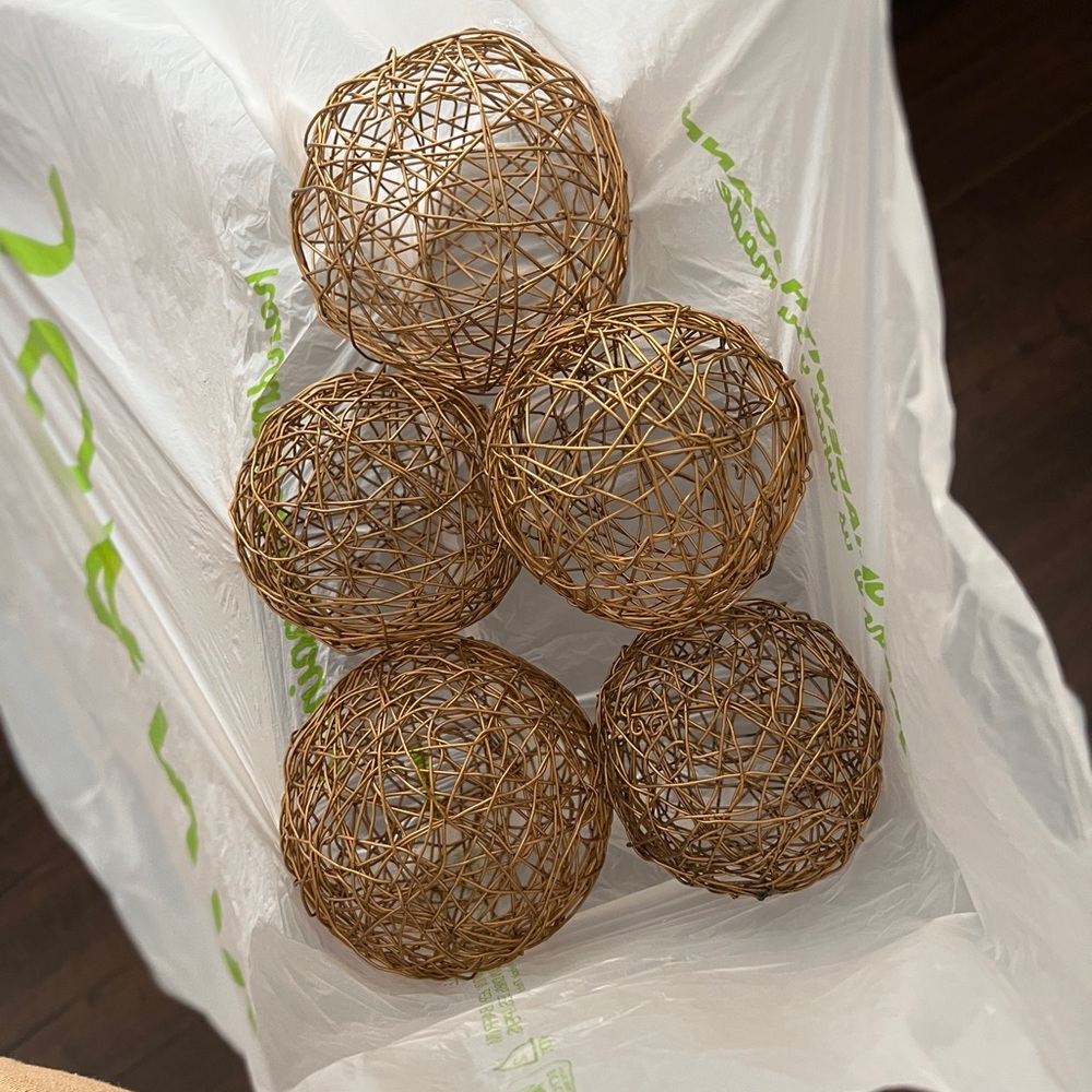 Elegant Brown Metal Woven look Decorative Balls